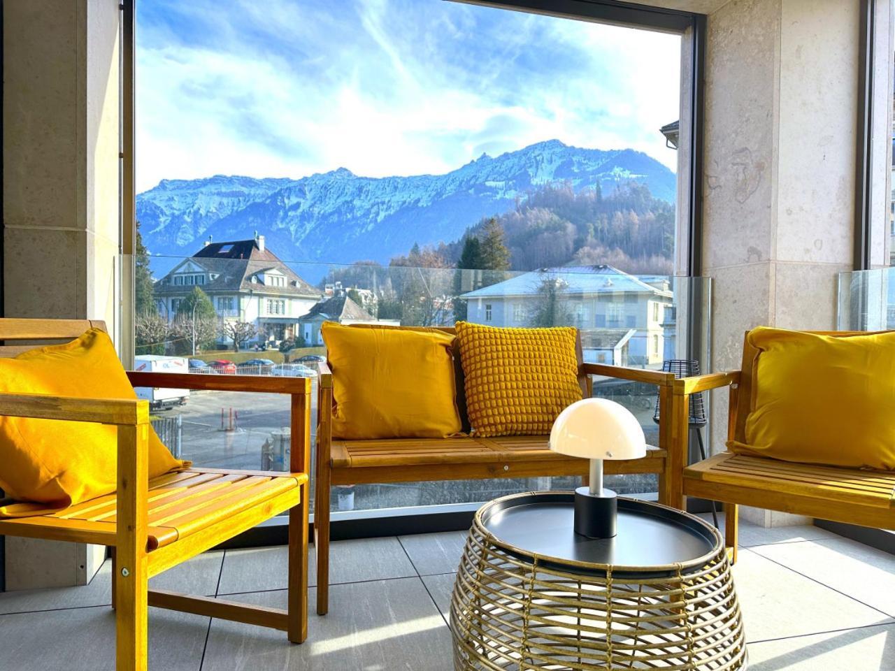 Swisshut Modern 5min West Station - Apart. Rugen 2 Holiday home Interlaken
